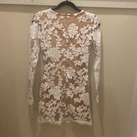 XS Dress the Population Women's Grace Long Sleeve Sequin Lace Mini Dress - Picture 2 of 3